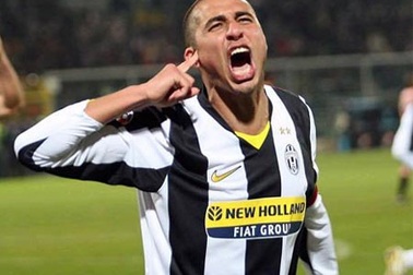 Trezeguet muốn là đồng đội của Ronaldo