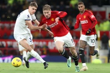 Man Utd tuột chiến thắng dù 2 lần dẫn trước Tottenham