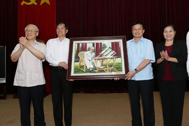 Tổng Bí thư Nguyễn Phú Trọng thăm, làm việc tại tỉnh Lai Châu