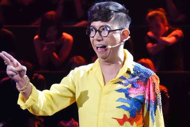 Long Nhật dọa tát nam diễn viên cải lương vì “nói xấc”