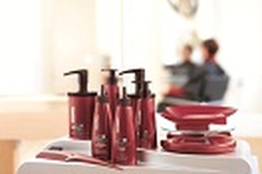 Dưỡng tóc ngày đông với Goldwell Inner Effect