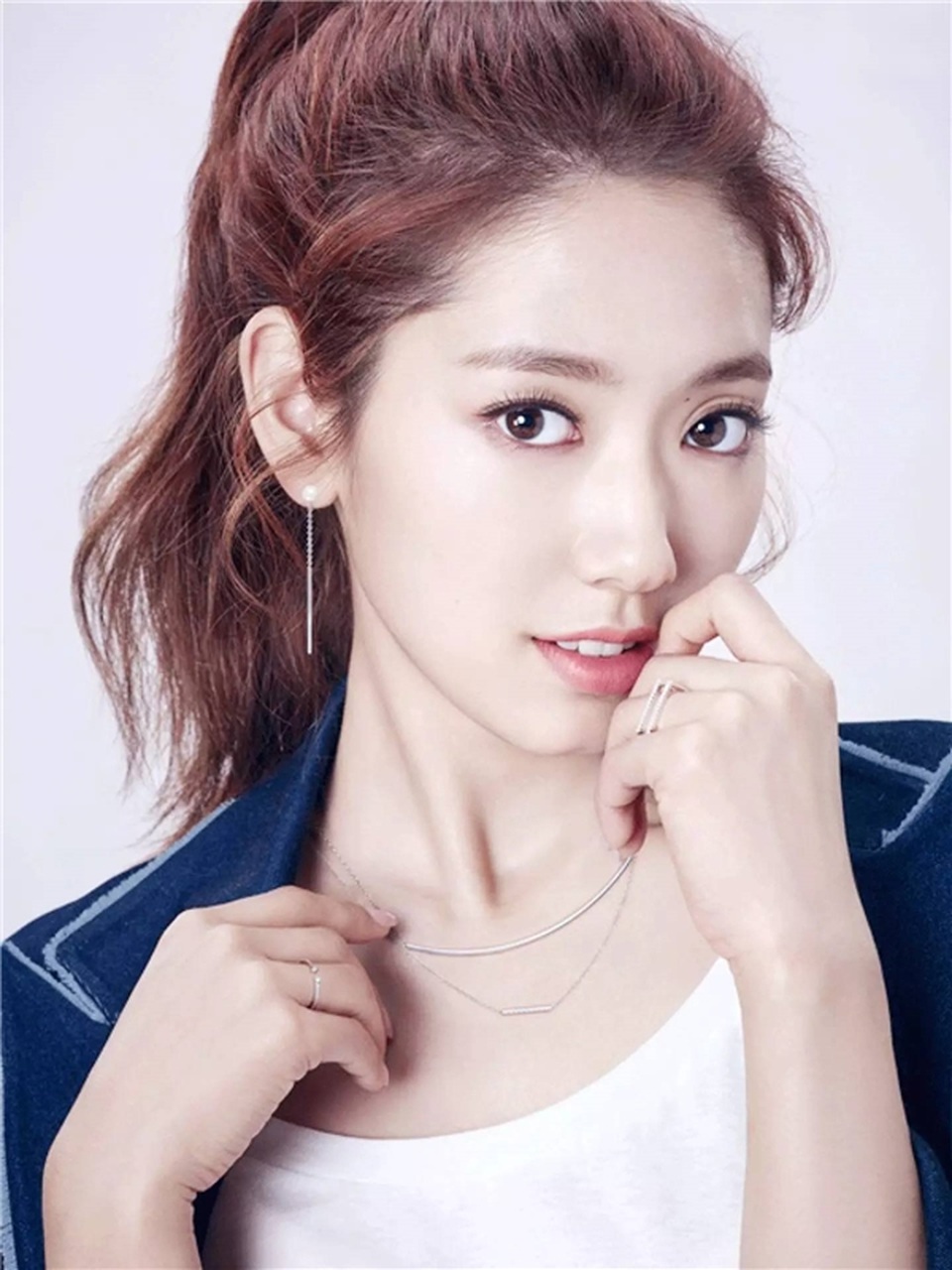 Park Shin Hye lần đầu chia sẻ về bạn trai kém tuổi - 2 Park Shin Hye lần đầu chia sẻ về bạn trai kém tuổi - 2