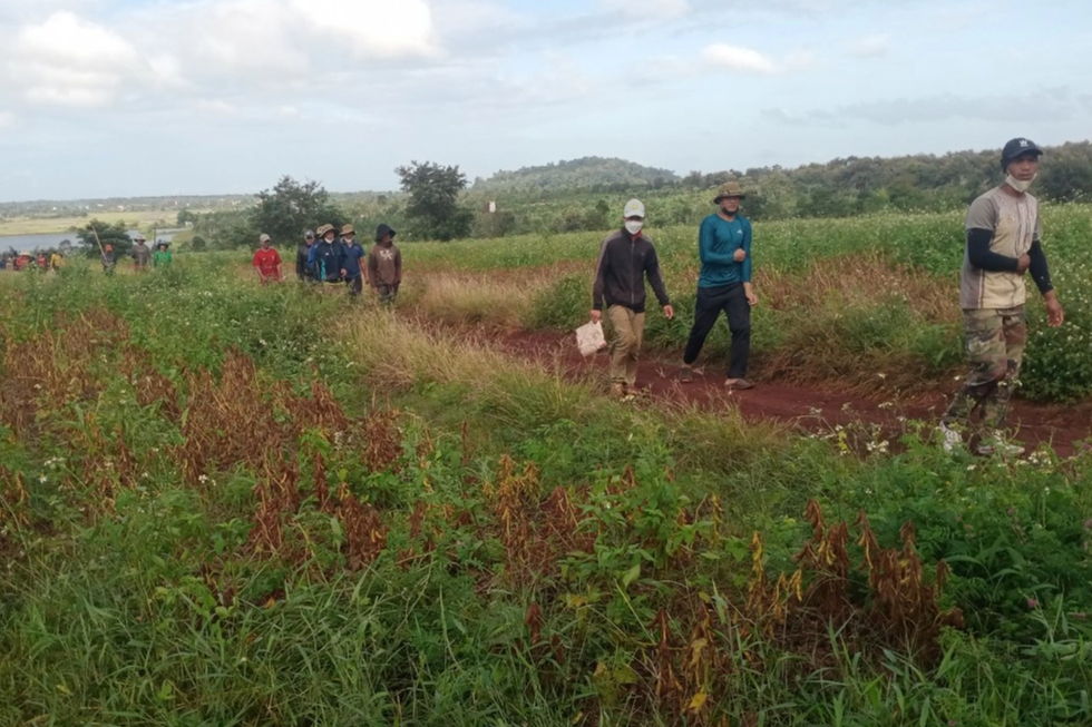 Buôn làng quyết tâm vực dậy sau những lầm lỗi - 5