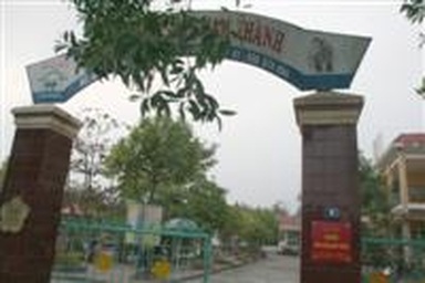 Đình chỉ công tác cô giáo làm xước mặt học sinh