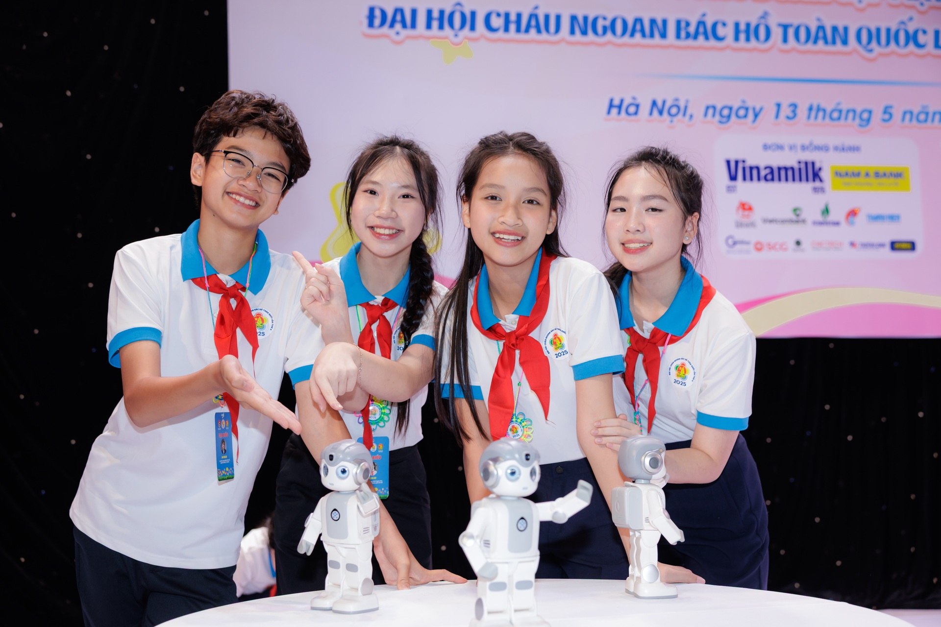 Tiếp sức thế hệ măng non: Vinamilk đồng hành Đại hội Cháu ngoan Bác Hồ - 3 Tiếp sức thế hệ măng non: Vinamilk đồng hành Đại hội Cháu ngoan Bác Hồ - 3