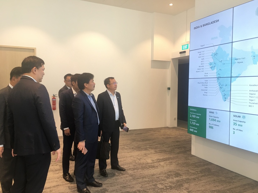 Đoàn công tác Petrovietnam làm việc tại Singapore và Lào - 3 Đoàn công tác Petrovietnam làm việc tại Singapore và Lào - 3