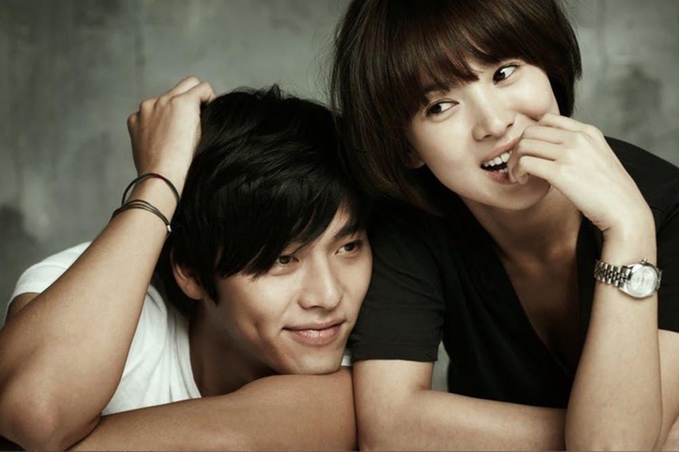 Cộng đồng mạng làm thám tử, tìm bằng chứng Song Hye Kyo tái hợp Hyun Bin - 1 Cộng đồng mạng làm thám tử, tìm bằng chứng Song Hye Kyo tái hợp Hyun Bin - 1