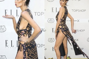 Kinh ngạc với váy xẻ tứ bề của người đẹp