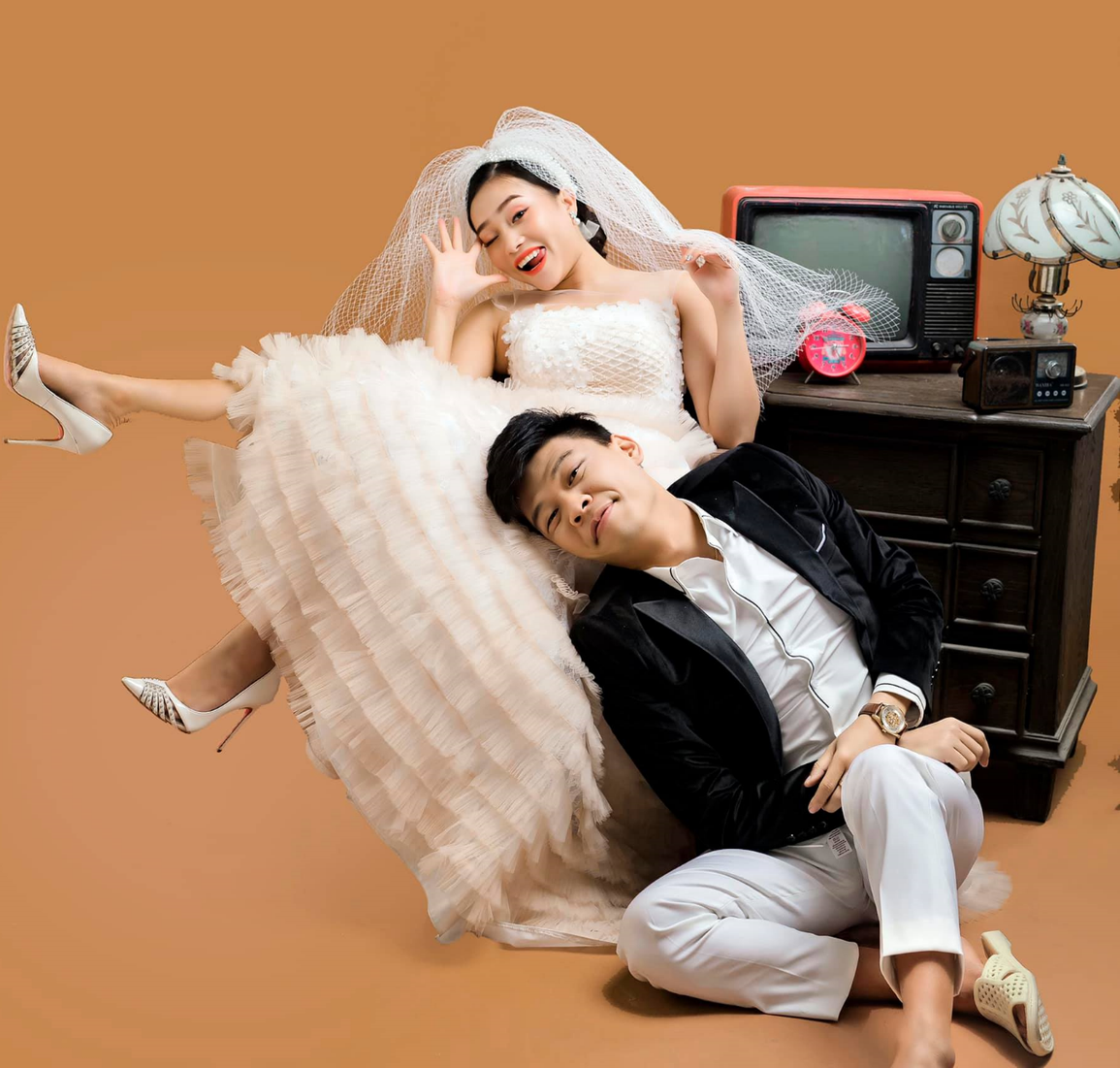 Bà xã Trung Ruồi tiết lộ: 3 năm yêu nhau, chúng tôi liên tục cãi vã - 2 Bà xã Trung Ruồi tiết lộ: 3 năm yêu nhau, chúng tôi liên tục cãi vã - 2