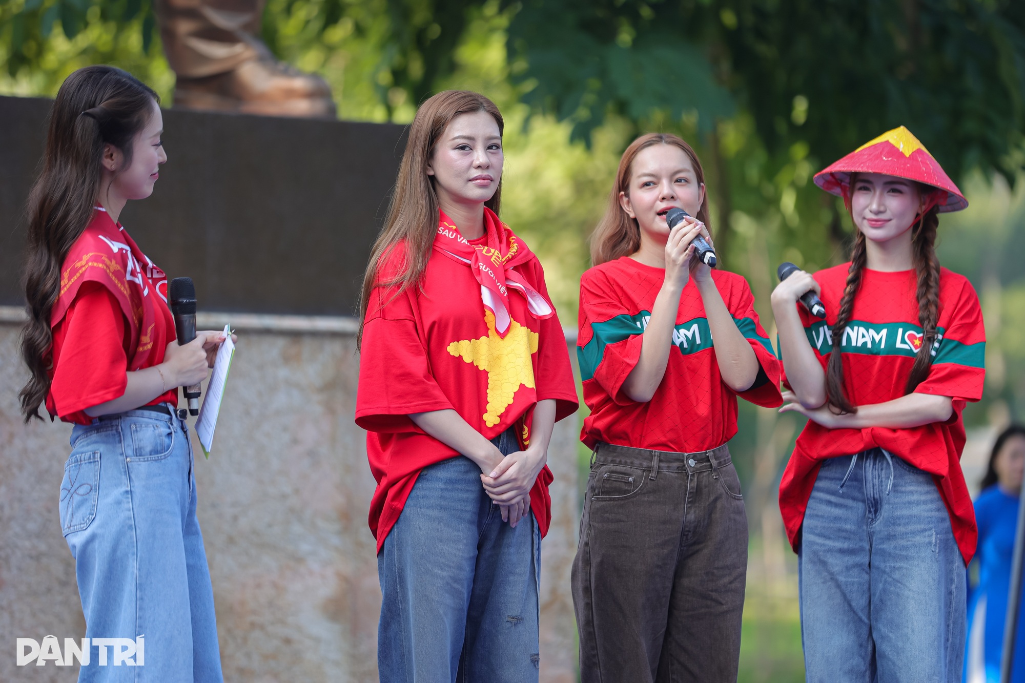 Hòa Minzy, Quốc Thiên cùng dàn sao trồng cây vì Thủ đô xanh - 5