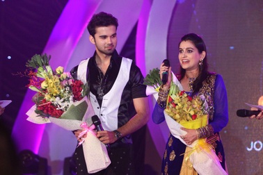 “Đội mưa” nhiều sao Việt tới gặp hai mẹ con phim “Cô dâu 8 tuổi”