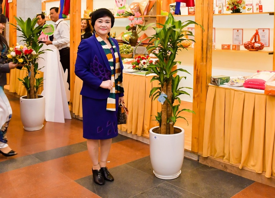 Trò chuyện với nghệ nhân Ngô Thị Tính: Những chiếc bánh nhỏ mang khát vọng lớn - 1