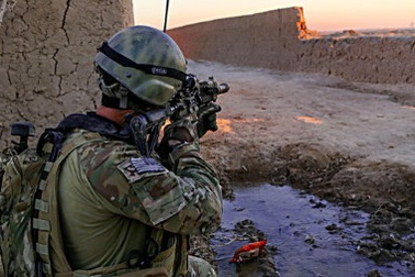 Mỹ hứng búa rìu dư luận vì giải cứu con tin thất bại