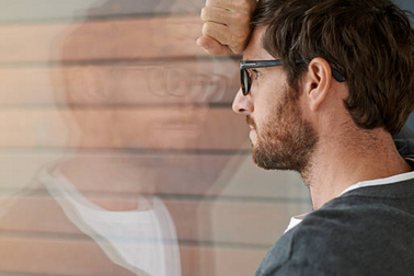 Ngồi uống rượu cùng bố vợ