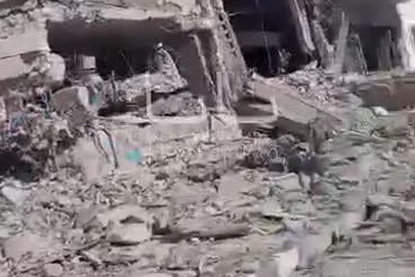 Cảnh đổ nát tại Bộ Quốc phòng Syria sau cuộc tấn công của Israel