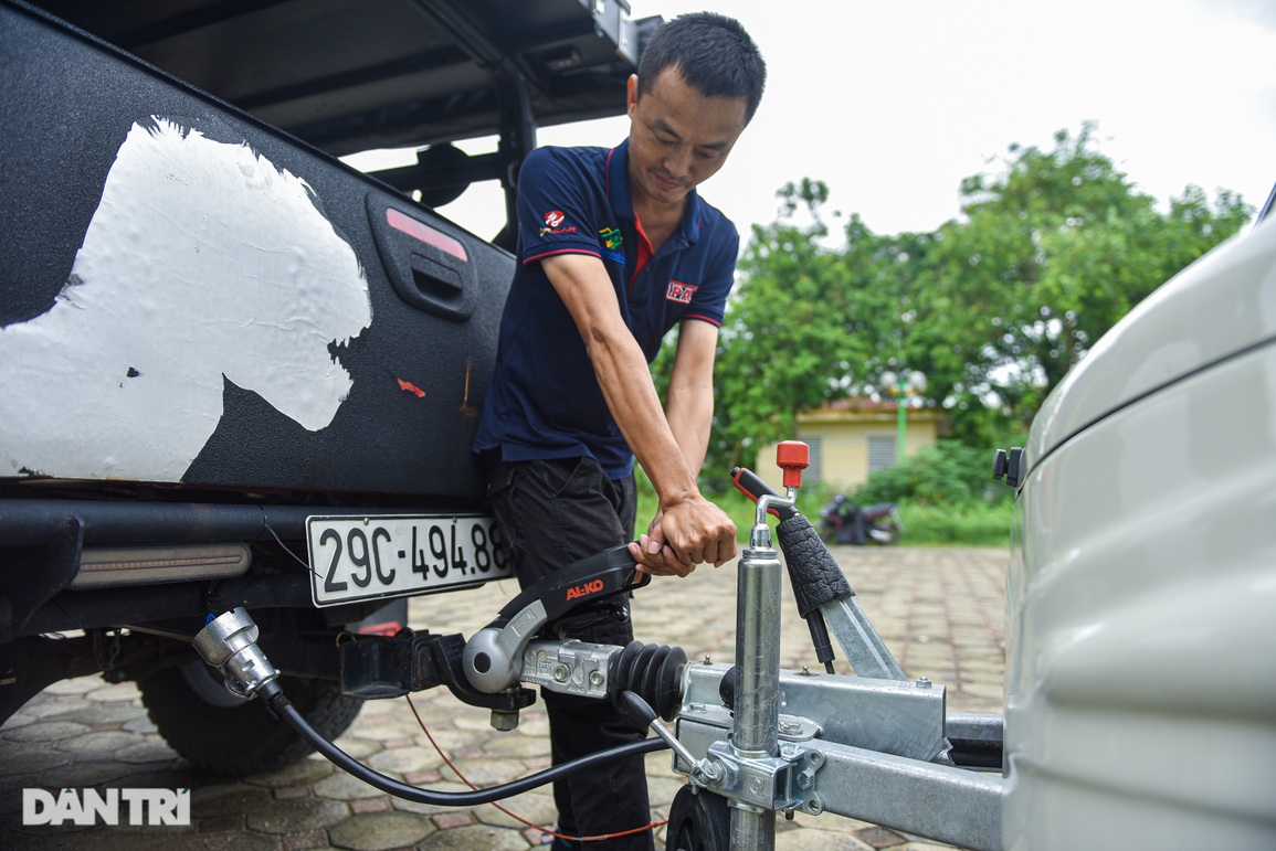 Cận cảnh chiếc xe kéo du lịch độc nhất Việt Nam giá gần 900 triệu đồng - 2 Cận cảnh chiếc xe kéo du lịch độc nhất Việt Nam giá gần 900 triệu đồng - 2