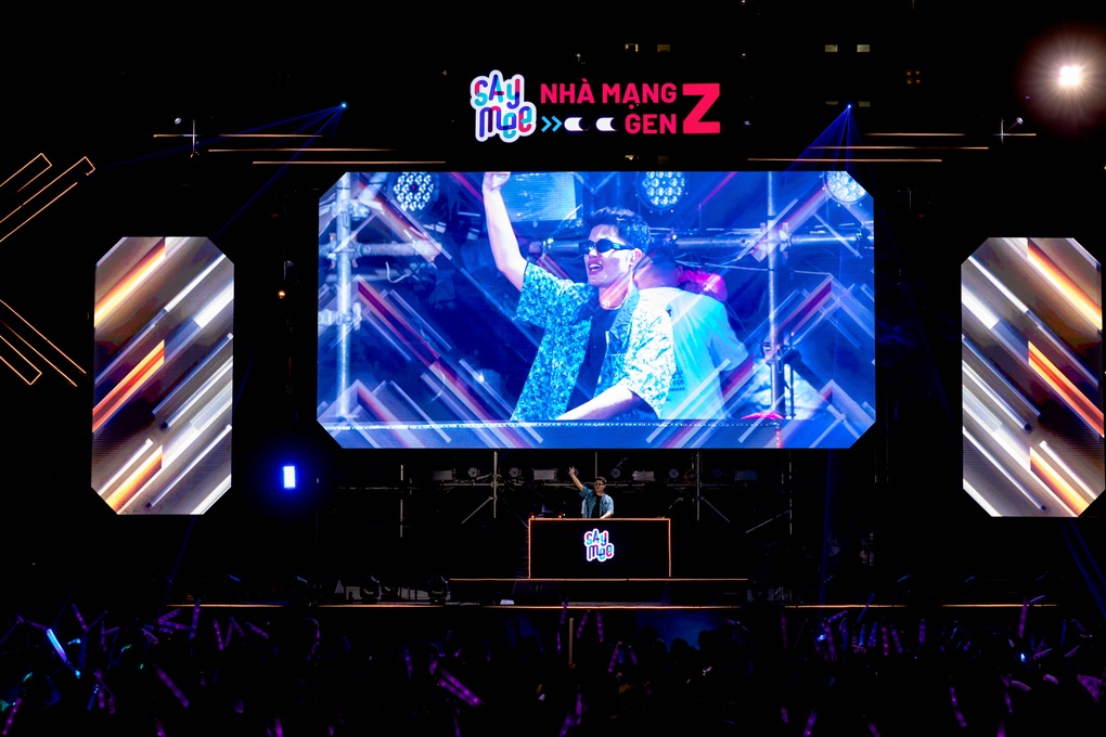 Sayfest 2024 náo nhiệt cuối tuần tại TPHCM cùng gần 10.000 khán giả - 1 Sayfest 2024 náo nhiệt cuối tuần tại TPHCM cùng gần 10.000 khán giả - 1