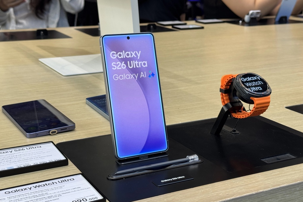 Giá Galaxy S26 Ultra giảm chục triệu đồng sau ba tháng lên kệ tại Việt Nam - 1