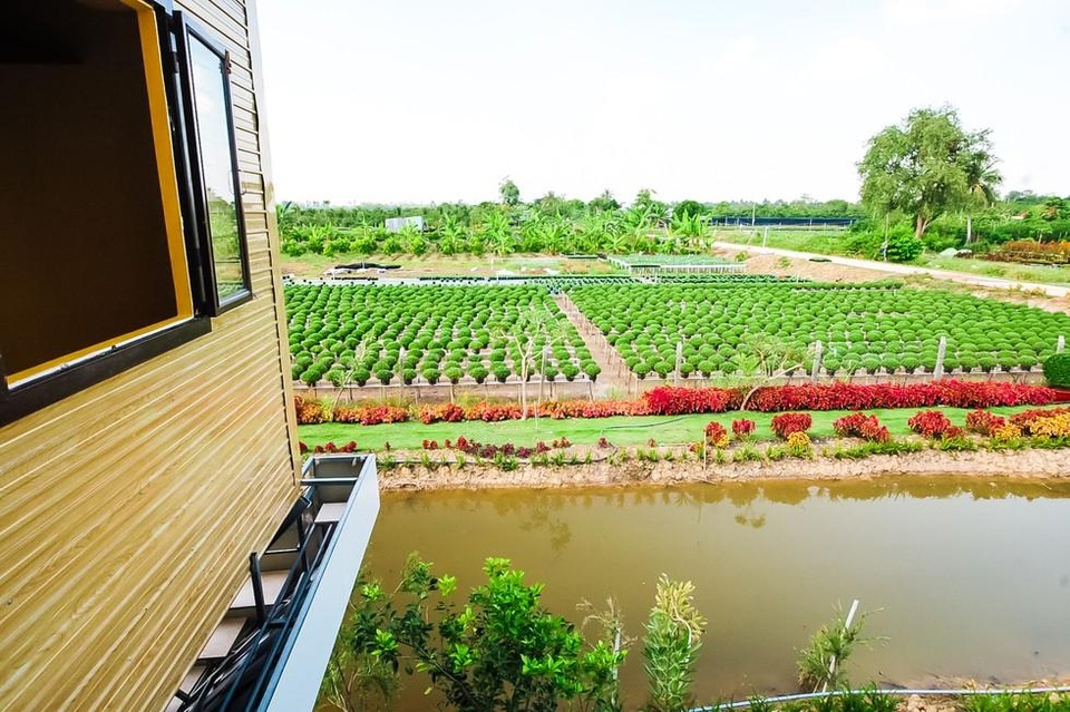 Tận mắt nhà chổng ngược độc nhất vô nhị giá 800 triệu đồng ở miền Tây - 5 Tận mắt nhà chổng ngược độc nhất vô nhị giá 800 triệu đồng ở miền Tây - 5
