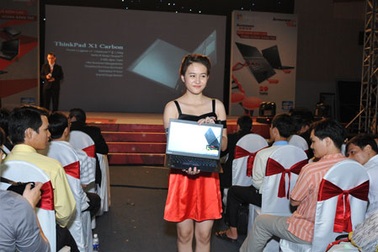 Lenovo trình làng Ultrabook cao cấp nhất tại Việt Nam