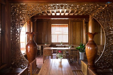 Cận cảnh nhà sàn rộng 300m2 toàn gỗ quý của vị doanh nhân ở Đà Lạt