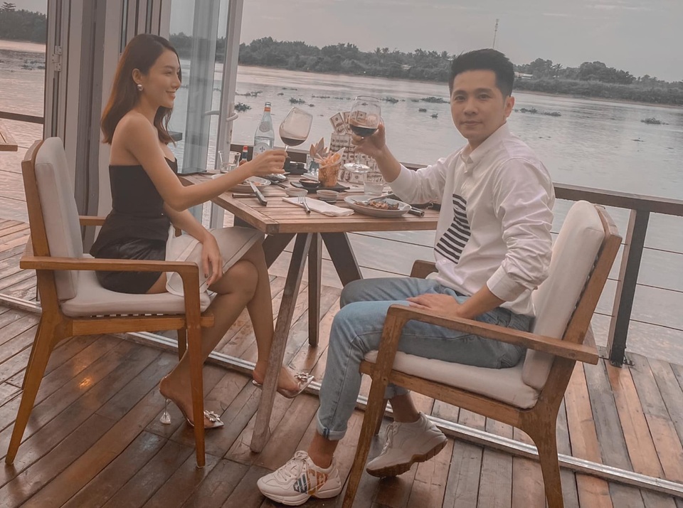 Lê Hà The Face khoe dáng thon gọn, tái xuất sau 3 năm ở nhà chăm con - 10 Lê Hà The Face khoe dáng thon gọn, tái xuất sau 3 năm ở nhà chăm con - 10
