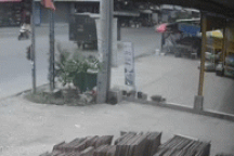 Xe chở phạm nhân va chạm ô tô tải, 3 người bị thương