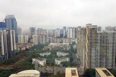 Mua gom nhà đất giữa dịch Covid-19: Nhà đầu tư cần thận trọng