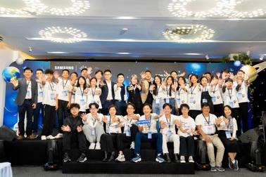 Solve for Tomorrow: Bệ phóng truyền cảm hứng sáng tạo công nghệ cho học sinh