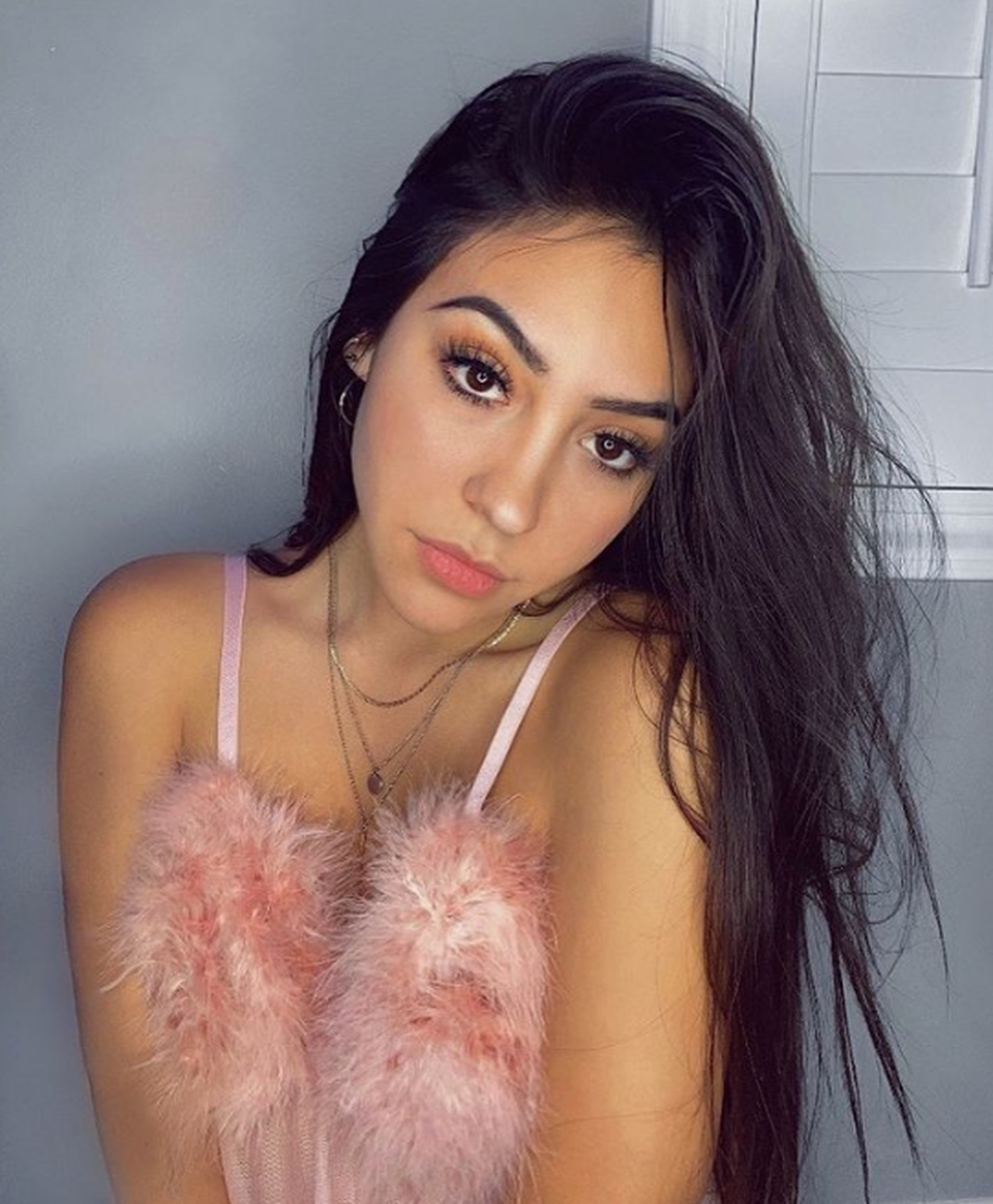 Kiếm hàng trăm USD mỗi ngày nhờ nhắn tin với đàn ông cô đơn - 2