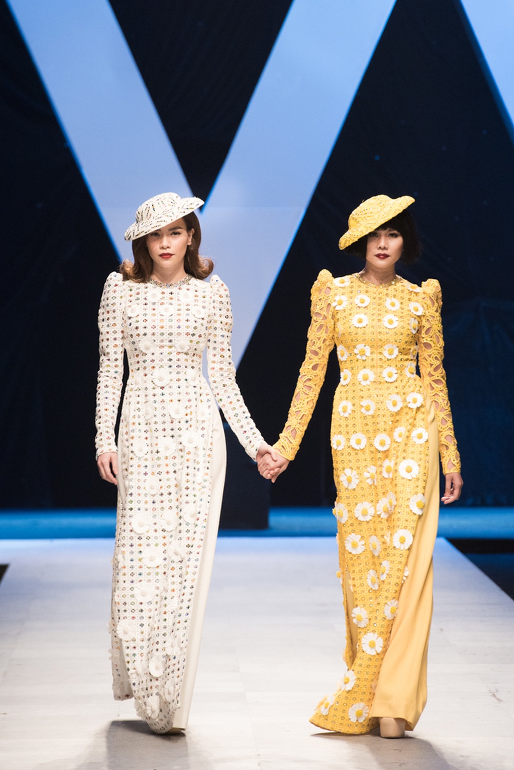 Khoảnh khắc như sinh đôi của Hồ Ngọc Hà - Thanh Hằng - 6