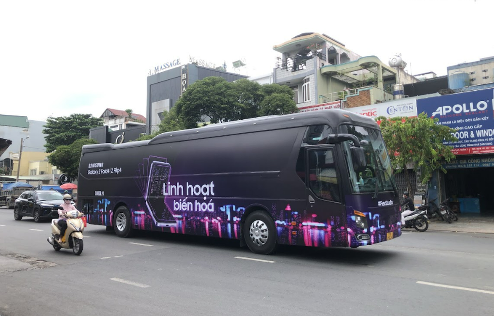 Bắt Flex Studio để vào thế giới linh hoạt biến hóa cùng bộ đôi điện thoại gập mới - 1 Bắt Flex Studio để vào thế giới linh hoạt biến hóa cùng bộ đôi điện thoại gập mới - 1