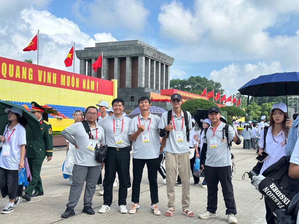 Tác giả góc máy diễu binh đắt giá kể những đêm thức trắng chờ đại lễ - 8