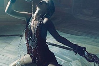 Kate Moss cuốn hút trên tạp chí W