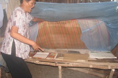 Ám ảnh nỗi khổ của một gia đình “khổng lồ”