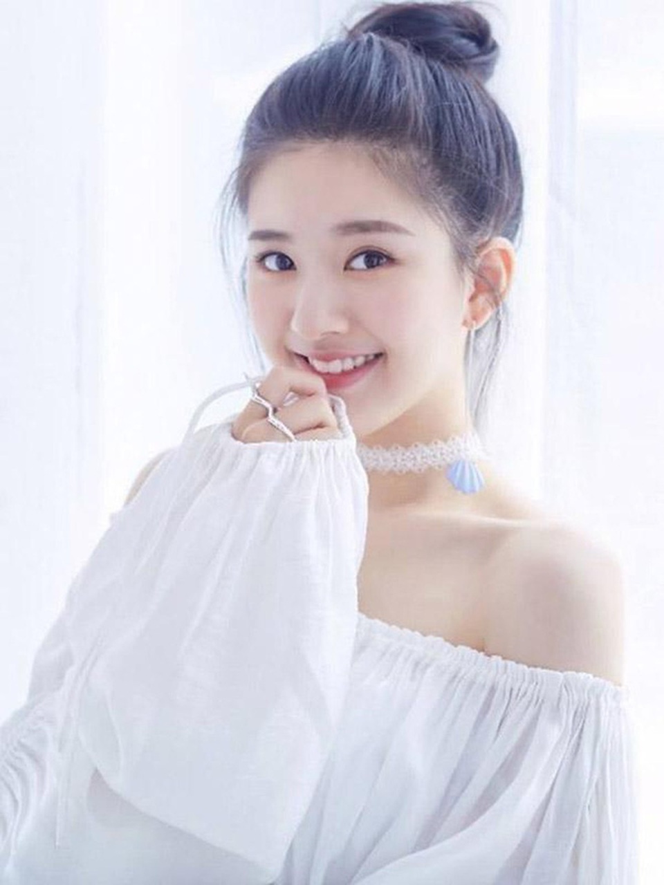 Thánh nữ xuyên không Triệu Lộ Tư lộ ảnh thời chưa nổi tiếng - 5 Thánh nữ xuyên không Triệu Lộ Tư lộ ảnh thời chưa nổi tiếng - 5
