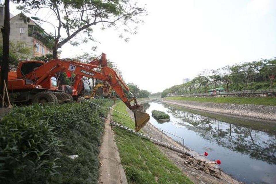 Hà Nội triển khai gói thầu lớn nhất “hồi sinh” sông Tô Lịch - 1 Hà Nội triển khai gói thầu lớn nhất “hồi sinh” sông Tô Lịch - 1