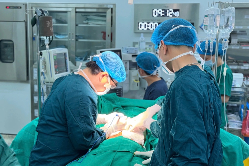 Khối u gan to như quả bóng vì chủ quan với bệnh phổ biến - 1 Khối u gan to như quả bóng vì chủ quan với bệnh phổ biến