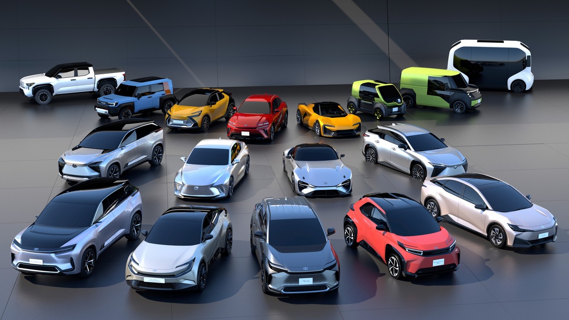 Toyota gây ngỡ ngàng với dàn concept 15 chiếc xe điện - 1 Toyota gây ngỡ ngàng với dàn concept 15 chiếc xe điện - 1