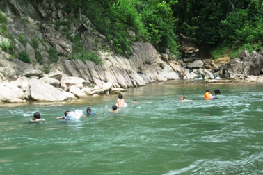 Chốt phương án xây cầu treo tại Quảng Bình