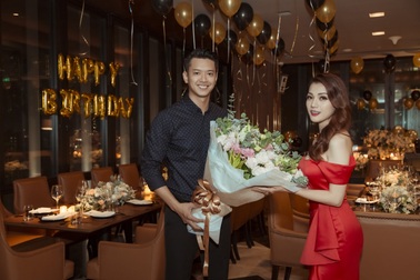 Hoa hậu Thái Nhiên Phương rực rỡ trong tiệc sinh nhật