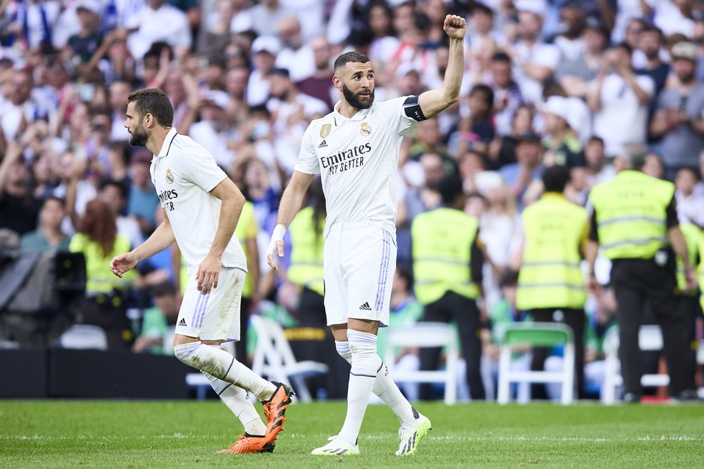 Barcelona thua sốc, Atletico và Real Madrid bị cầm hòa ở vòng cuối La Liga - 1 Barcelona thua sốc, Atletico và Real Madrid bị cầm hòa ở vòng cuối La Liga - 1