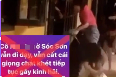 Lan truyền tin giả về giáo viên vụ học sinh quỳ khóc kiệt sức trước cửa lớp