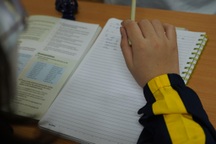 Đừng để điểm số, thành tích, sự kỳ vọng của cha mẹ trở thành gánh nặng đối với trẻ