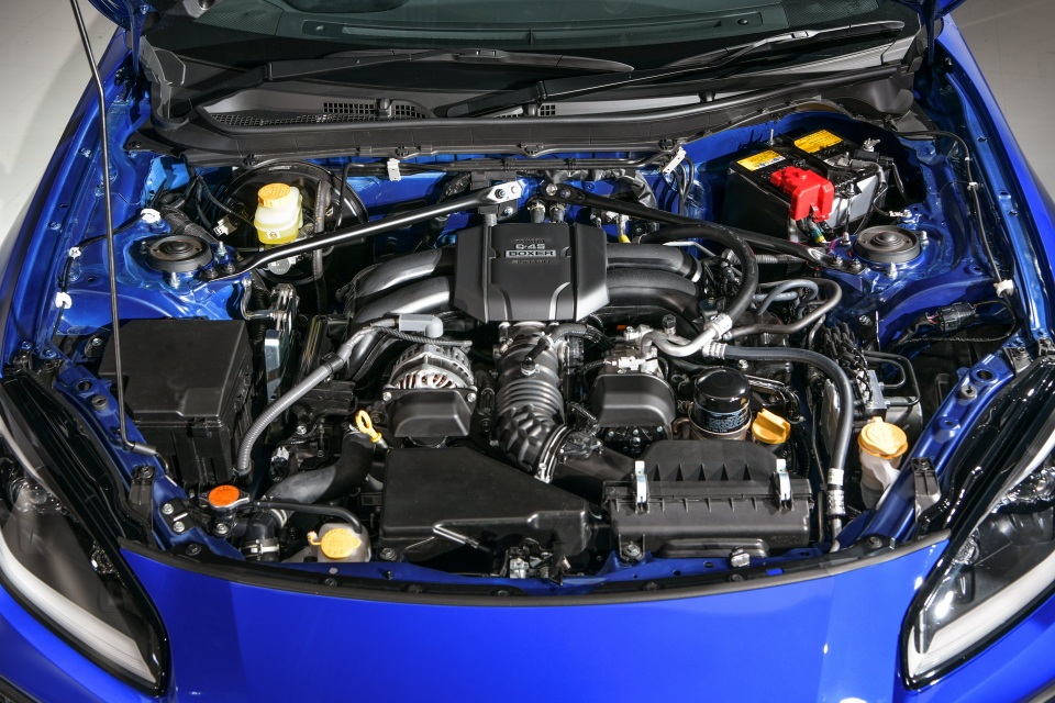 Toyota GR 86 và Subaru BRZ mới ra mắt, vẫn là anh em song sinh - 8 Toyota GR 86 và Subaru BRZ mới ra mắt, vẫn là anh em song sinh - 8