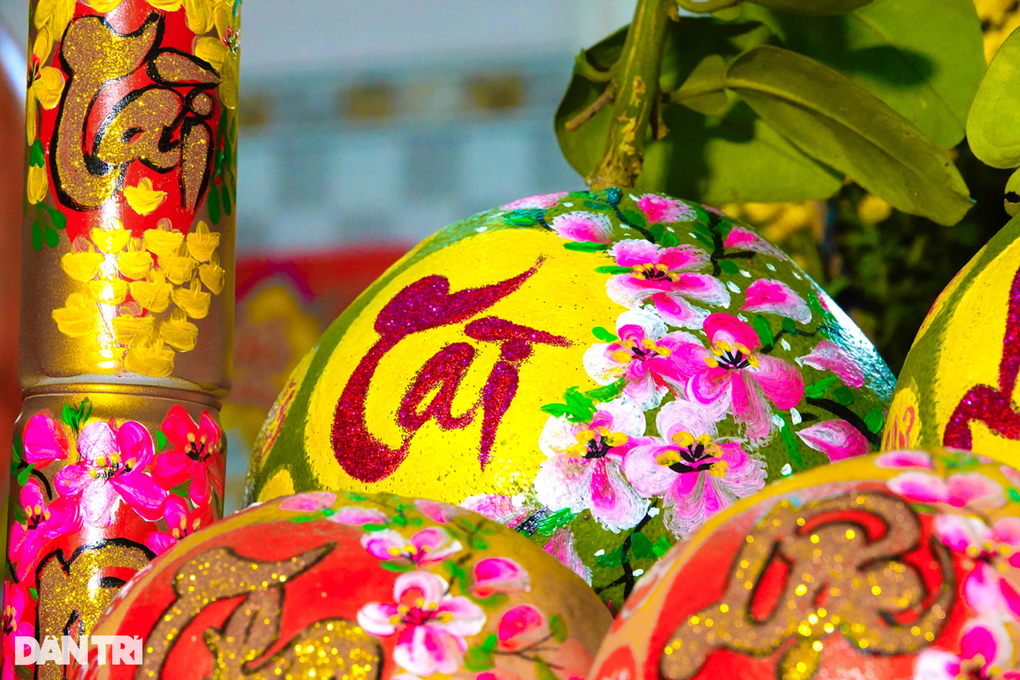 Cô giáo Tây Đô trổ tài trang điểm cho trái cây chưng Tết ai thấy cũng mê - 8 Cô giáo Tây Đô trổ tài trang điểm cho trái cây chưng Tết ai thấy cũng mê - 8