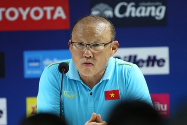 HLV Park Hang Seo nói gì trước cuộc đấu trí với đồng nghiệp cũ Guus Hiddink?