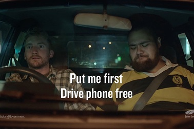 Clip tuyên truyền an toàn giao thông "độc"