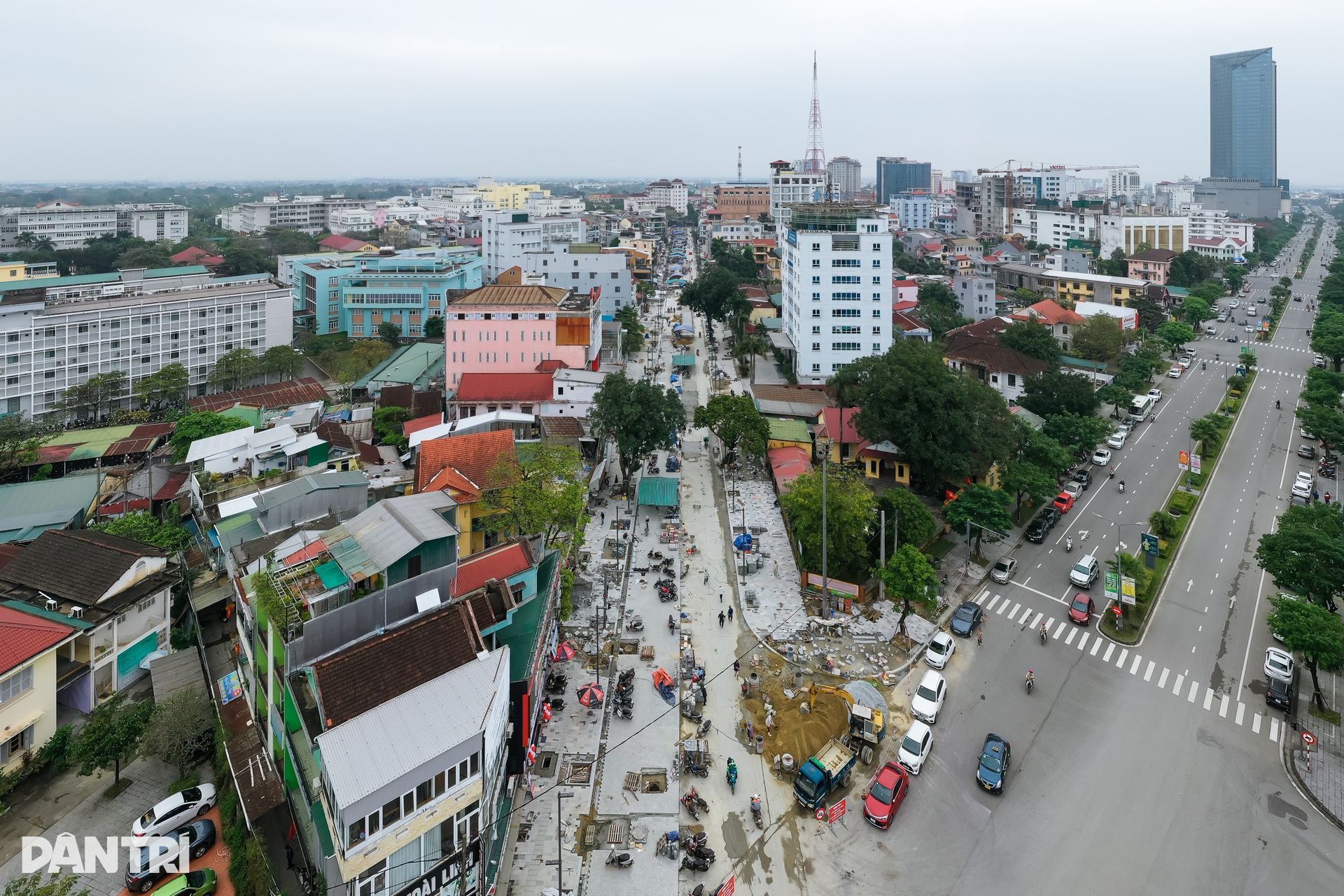 Cận cảnh tuyến phố đi bộ sắp hoàn thành ở Huế - 1 Cận cảnh tuyến phố đi bộ sắp hoàn thành ở Huế - 1