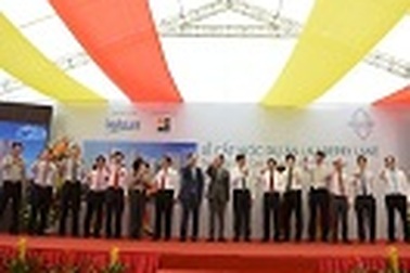 Mulberry Lane long trọng tiến hành lễ cắt nóc tại Mỗ Lao, Hà Đông